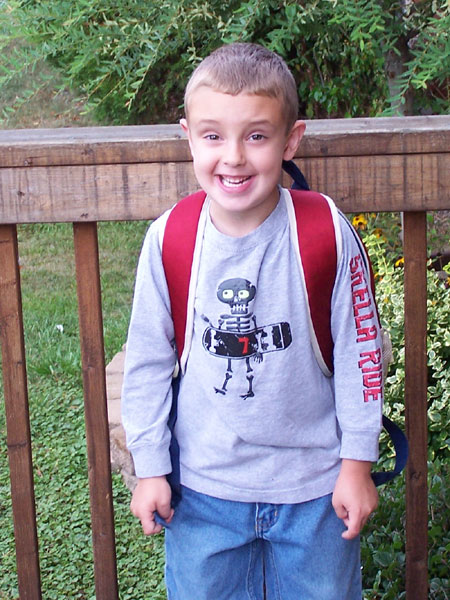 20070905 and 20070910 Andrew's First Day of School and Taking the Bus 02