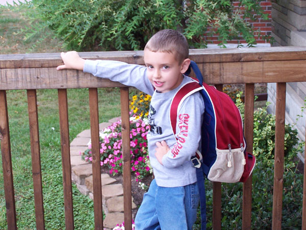 20070905 and 20070910 Andrew's First Day of School and Taking the Bus 03