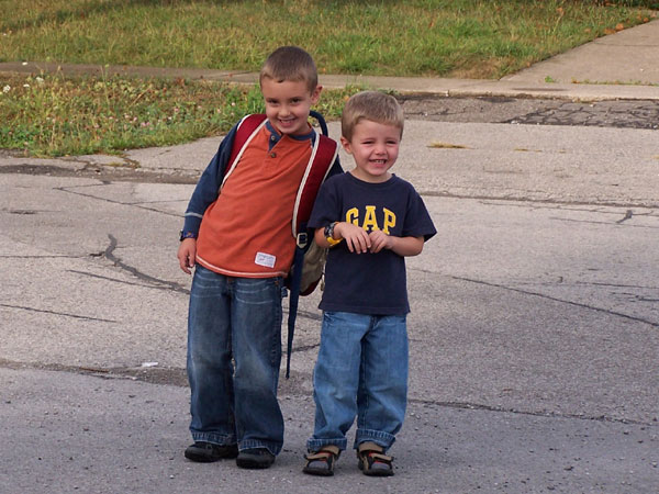 20070905 and 20070910 Andrew's First Day of School and Taking the Bus 10