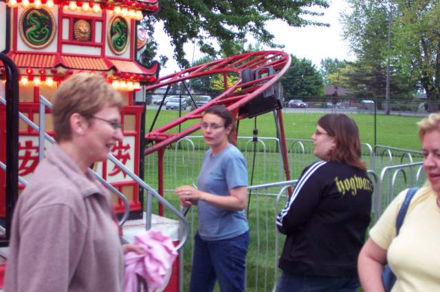 20050603 Port Weller Carnival & Port Dalhousie Carousel 01