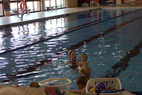 20050919-1107 Andrew's Swimming Lessons 08